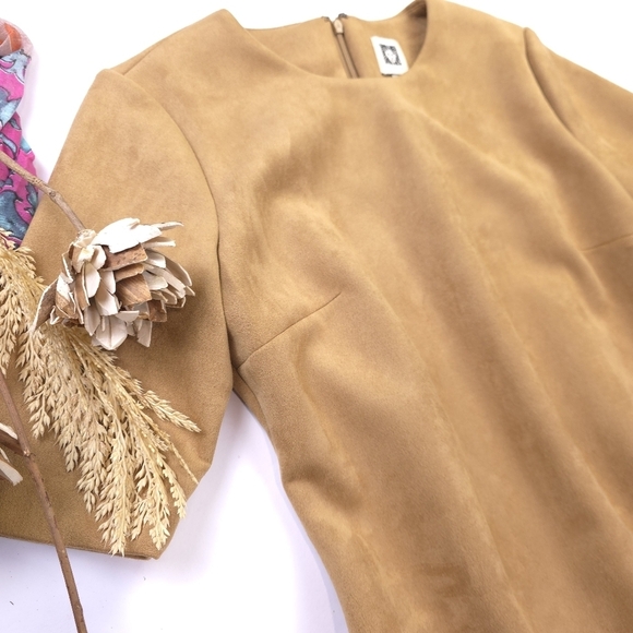 Ann Klein Elegant Tan Dress Sze 8 - Picture 3 of 11